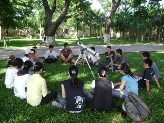 [2010-08-29] Sinh hoạt CLB Thiên văn Bách khoa - 2 uwuwcr / Thiên văn học Đà Nẵng