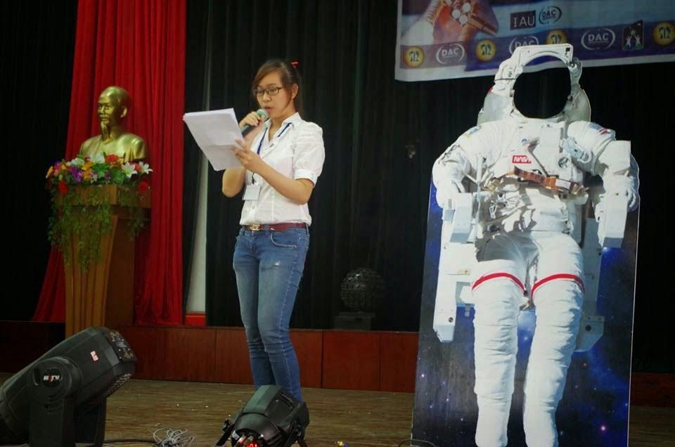 [2013-10-19] Chương trình thiên văn UED Space Day 2013 - 2 yhg2rh / Thiên văn học Đà Nẵng