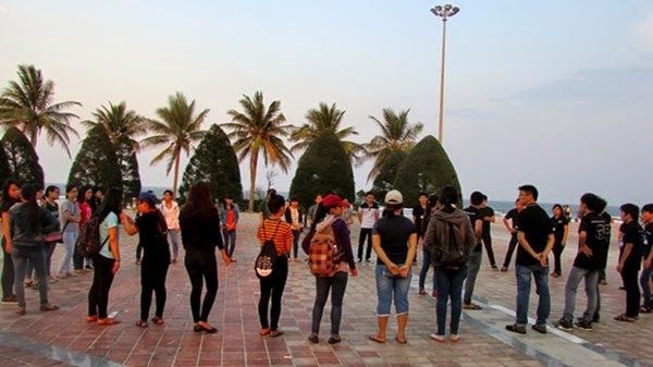 Quan sát nguyệt thực toàn phần năm 2015