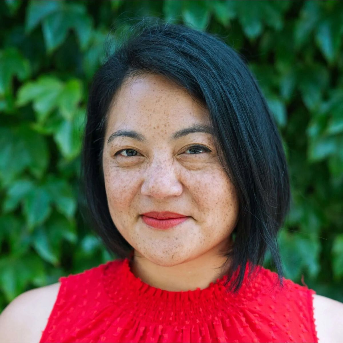 Elaine Lin Hering