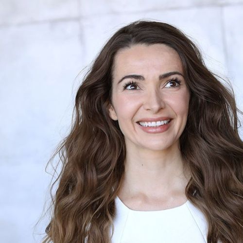 Julie Carrier 2