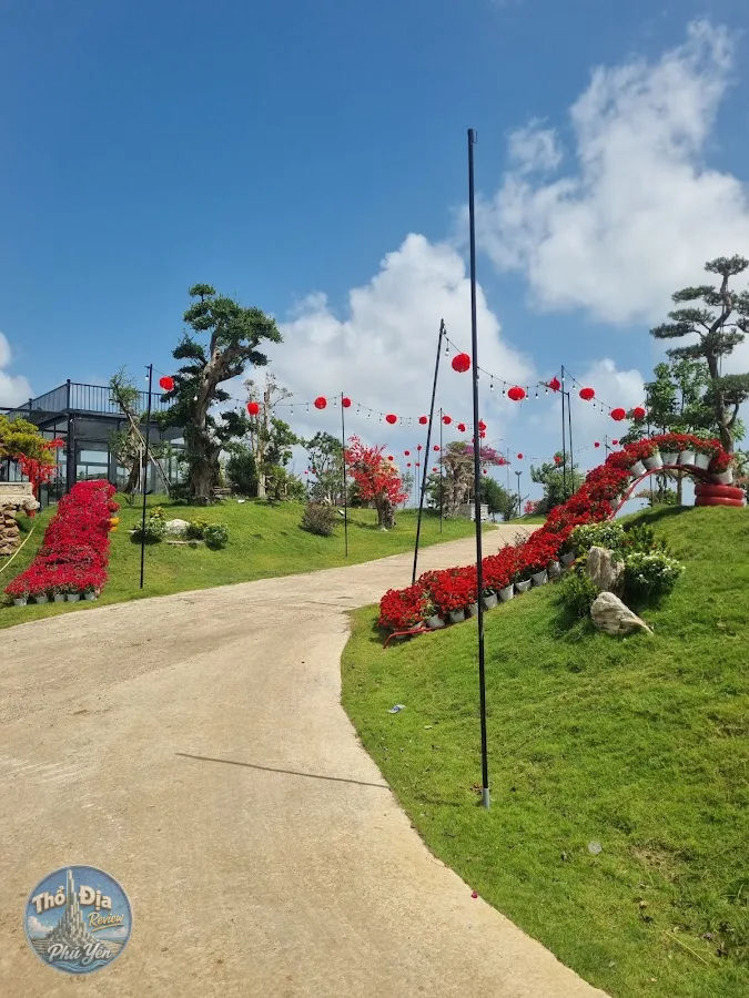Nam Anh Farm & Camping