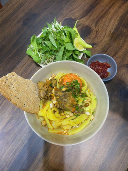 Bánh mì Vi – 152 Nguyễn Huệ