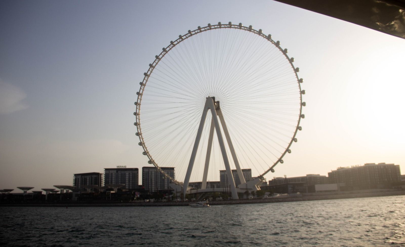 La Grande Roue de Montreal at dusk
