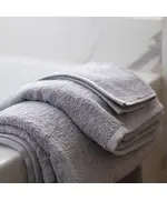 Plain Bath Towel - 100% High Quality Cotton - Buy in Bulk - More Cottons - TijaraHub