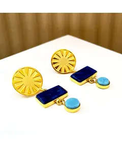 Yomn Jewellery - Earings - B2B Platform - 2 Shades of Blue Stones With the Golden Plated Wheel - TijaraHub