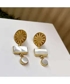 Yomn Jewellery - Earings - B2B Platform - Gold Plated Earrings With White Sea Shell Stone - TijaraHub