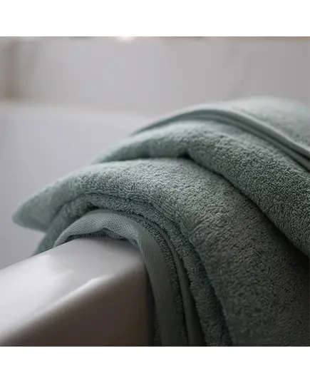 Plain Towel - 100% High Quality Cotton - Buy in Bulk - More Cottons - TijaraHub