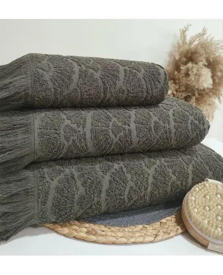 Cleopatra Cotton Towel Set 3 Pieces - B2B - Bath Essentials - Jacquar Dina - Tijarahub