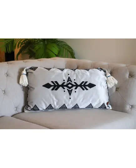 Silver with black embroidery cushion Handmade – Home Decor – Wholesale – Homasutra. TijaraHub!