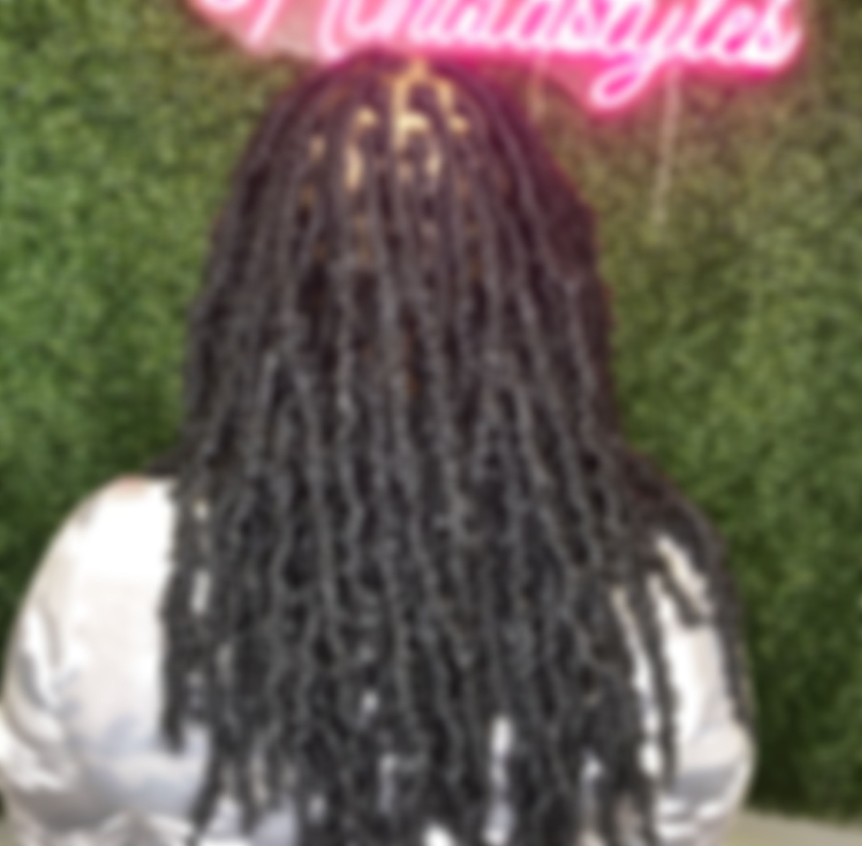 Locs services