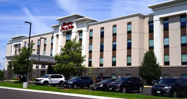 Finding hotels in Tullahoma TN such as the Hampton Inn Hotel