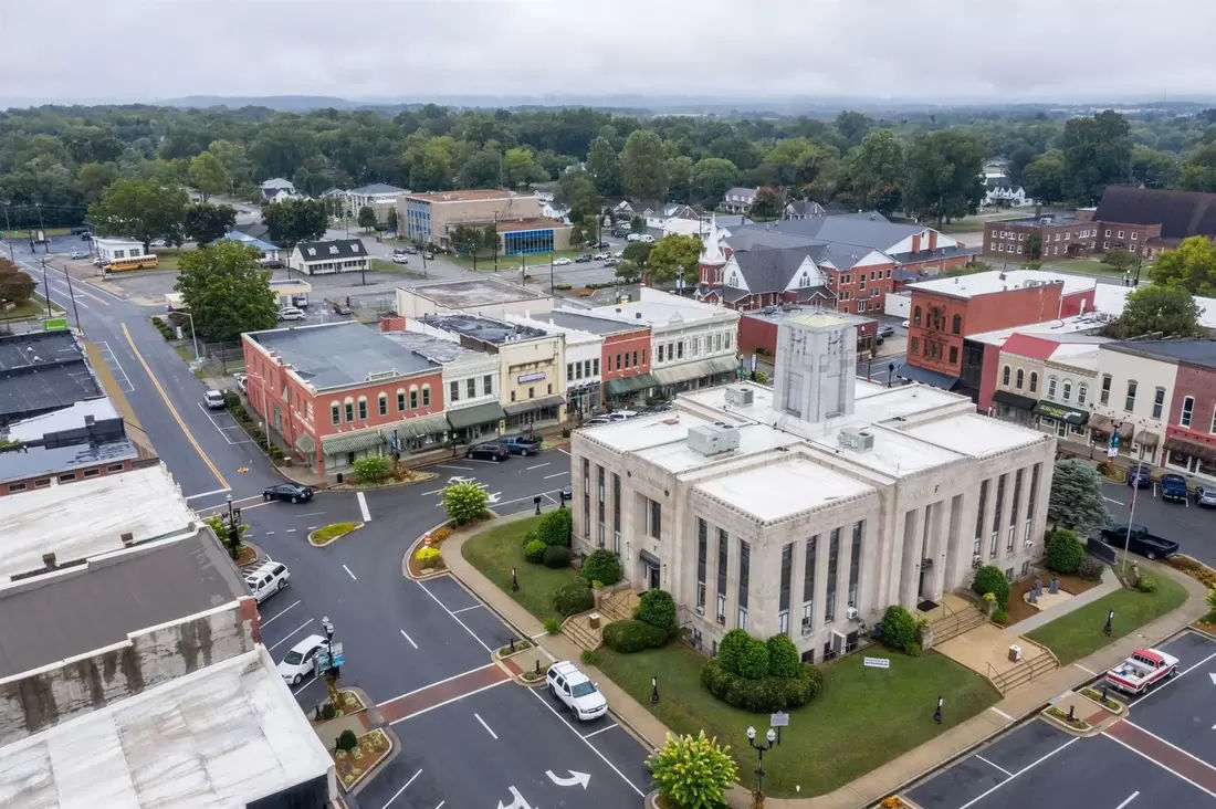 Downtown Winchester TN Square Photo