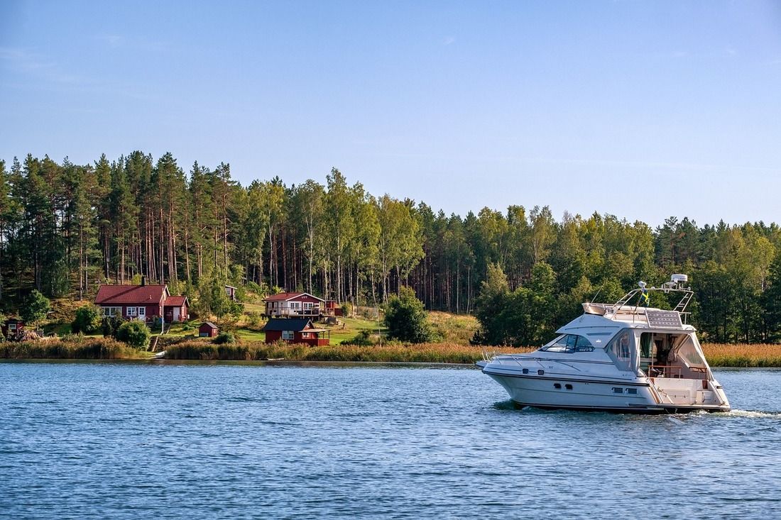 Tims Ford Lake Home For Sale with a boat