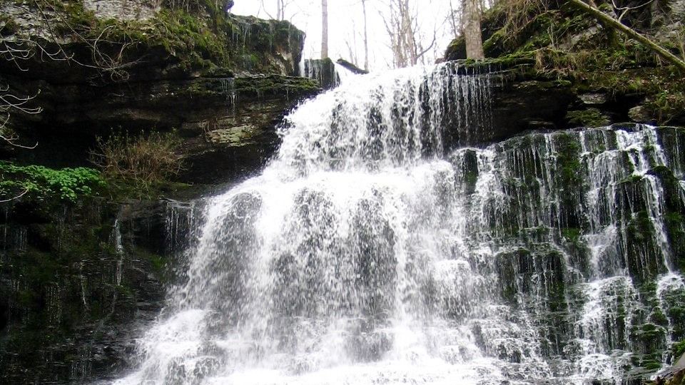 'Tullahoma TN waterfall photo 