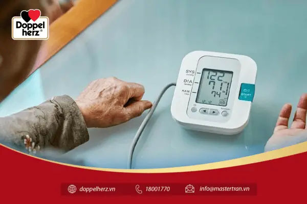 Hướng Dẫn Cách Đo Huyết Áp Bằng Máy Điện Tử Dễ Nhất