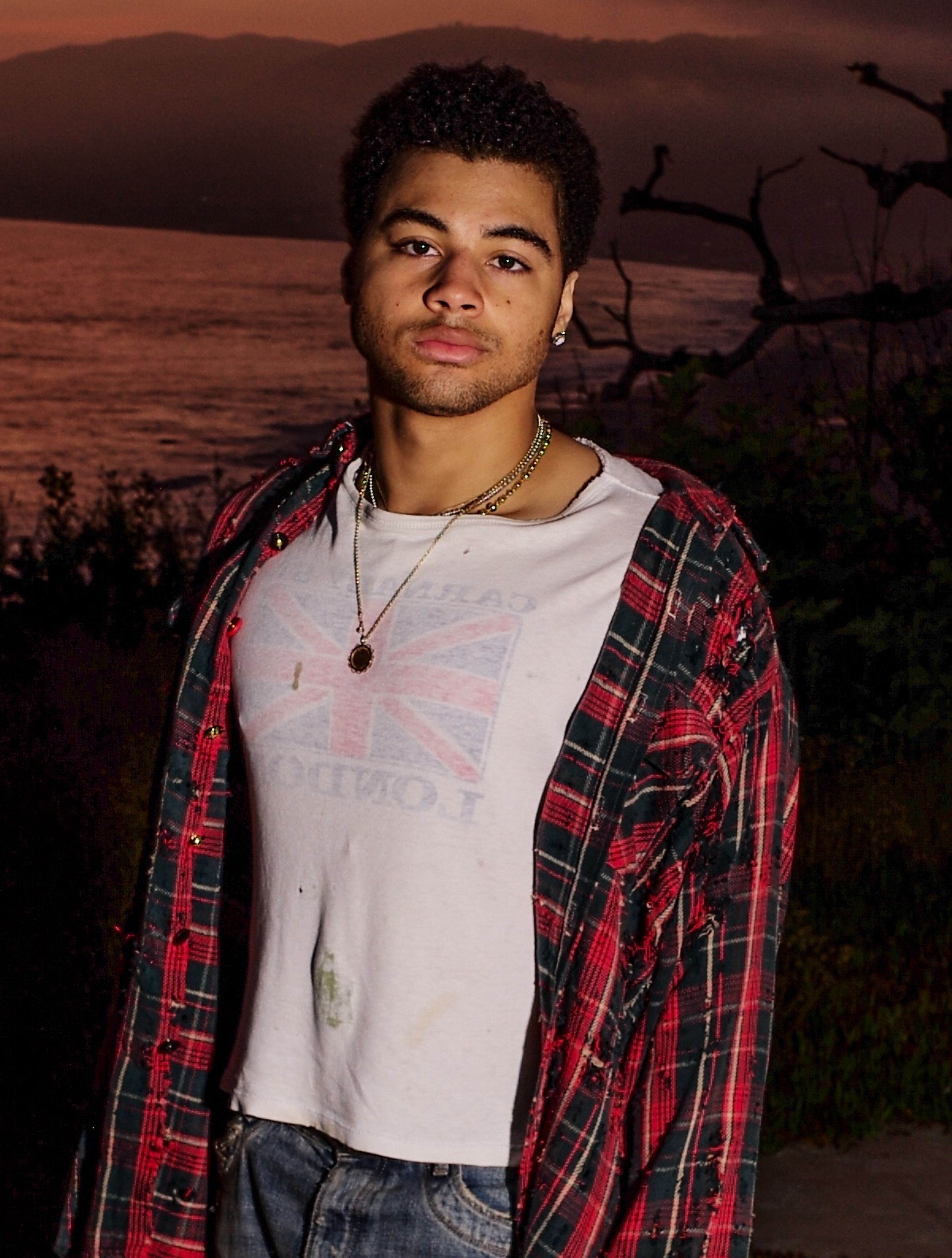 Plakat wydarzenia "24kGoldn @Warszawa Hydrozagadka"