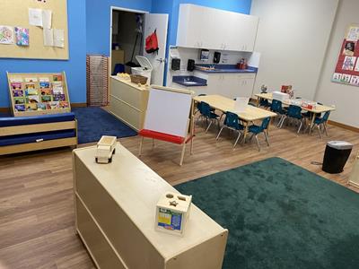 Tutor tots table and clearance chairs