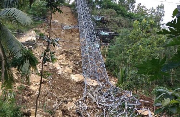 Featured image of post Harga Kain Per Meter Di Kota Pacitan : Meski memiliki ombak yang sangat tinggi hingga 4 meter, para wisatawan tidak perlu khawatir untuk bermain di area bibir pantai.