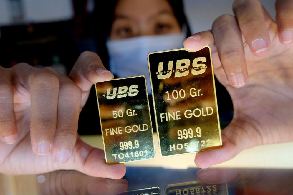 Harga Emas Hari Ini Terkoreksi Tipis Rp1.000 TrenAsia