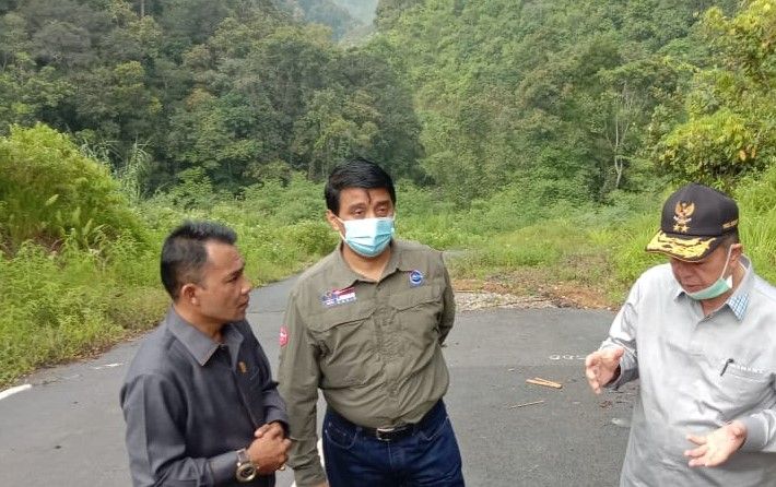 Jalan Tembus Kabupaten Solok - Pessel, Wagub: Menanti Persetujuan 
