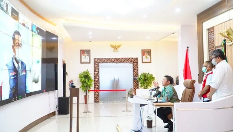 terima-85-8-ton-oksigen-dari-sumsel-ridwan-kamil-ucapkan-terimakasih-dengan-berpantun