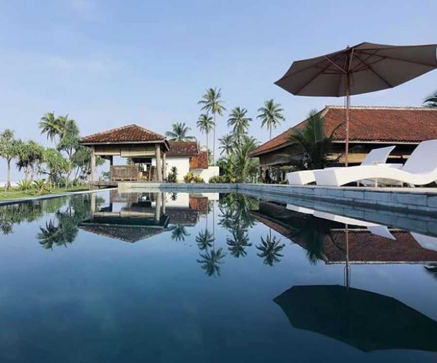 Rekomendasi Tempat Wisata Villa Hits Di Pesisir Barat Lampung Kabarsiger Com