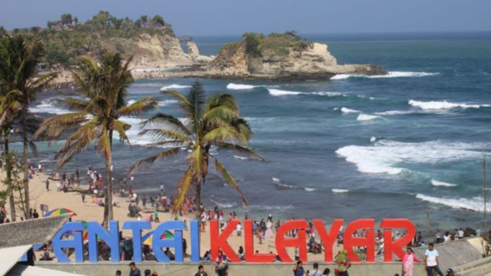 {antai Kelayar Pacitan.jpg