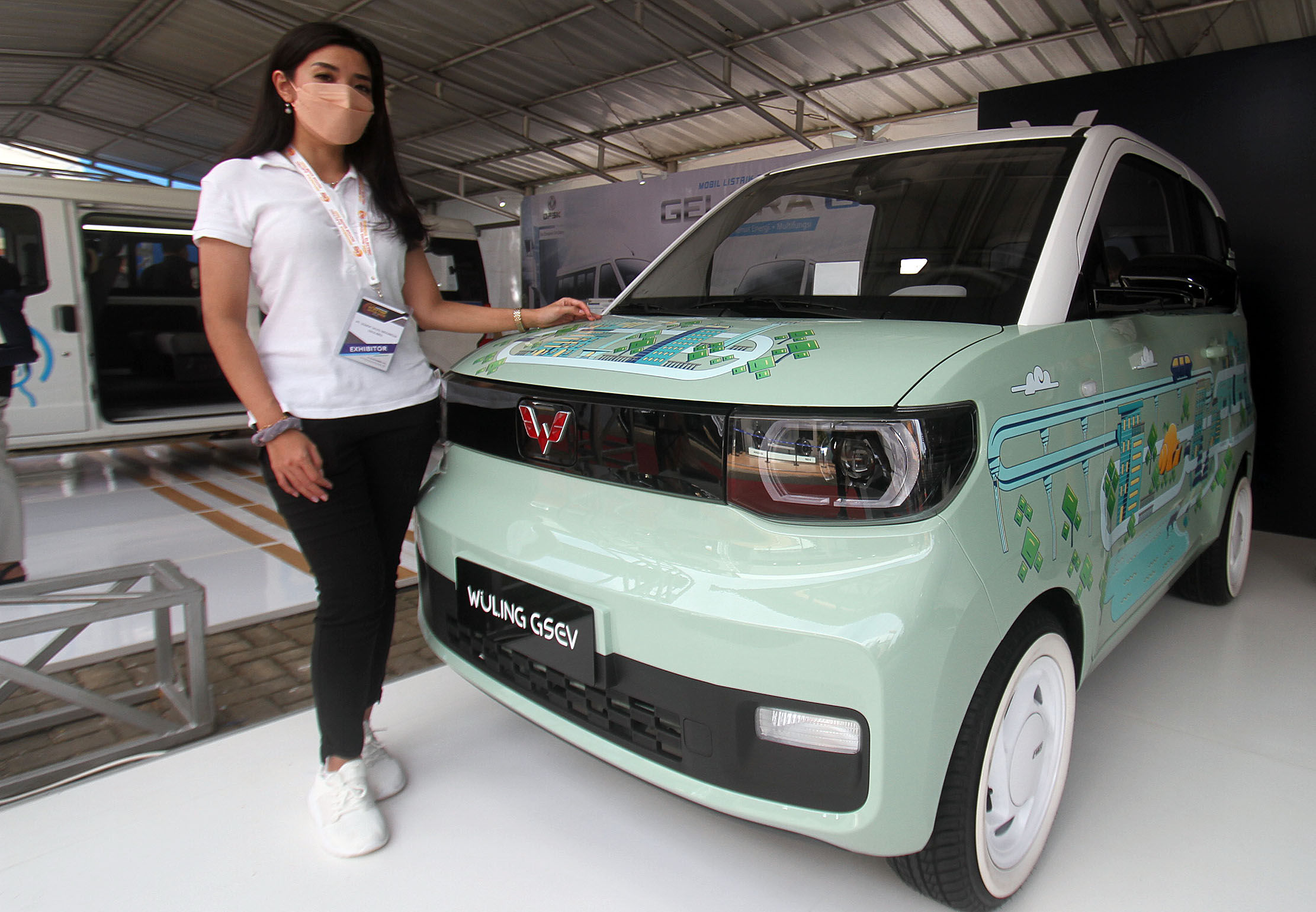 Resmi Dibuka Hari Ini, Indonesia Electric Motor Show 2021 Diserbu