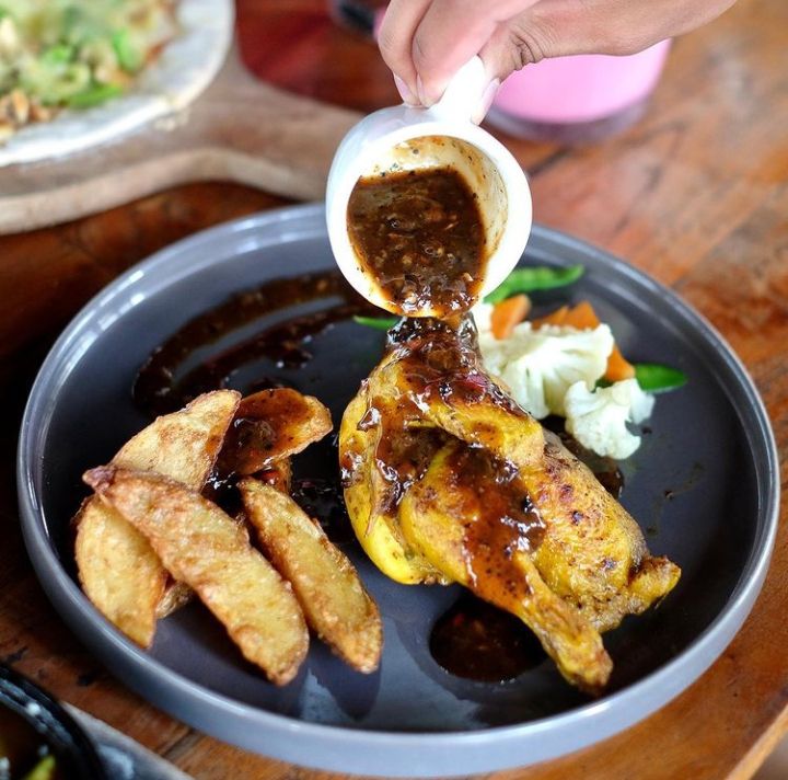The Praja Coffe and Resto, Spot Nongkrong Baru Terluas dan Nyaman ...