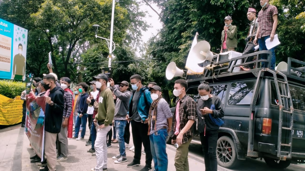 Tolak Geothermal Wae Sano Serikat Pemuda Ntt Jakarta Dan Pmb Pamulang Gelar Aksi Di Kementrian 6170