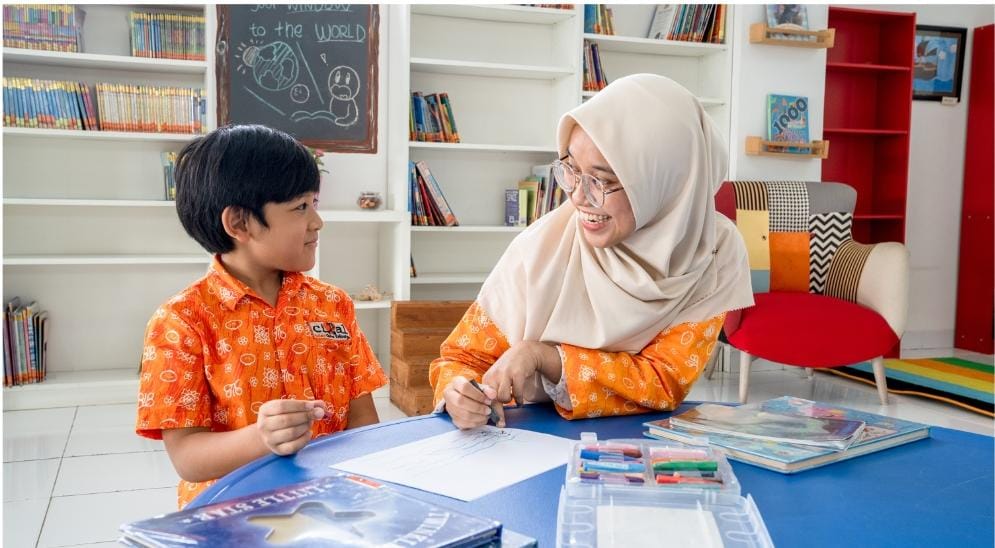 Mengasah Keterampilan Emosional melalui Psikologi Positif