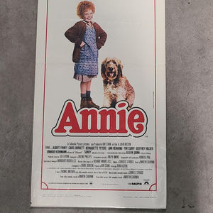 Annie - Locodina