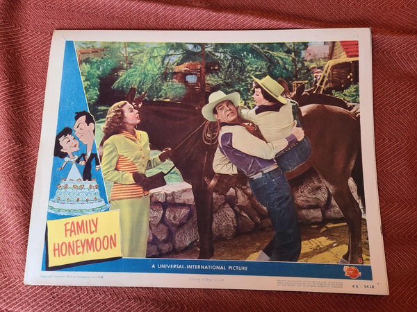 Family Honeymoon - General Lobby Cards