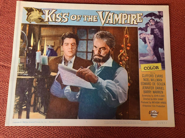 Kiss Of The Vampire - Scifi/Horror