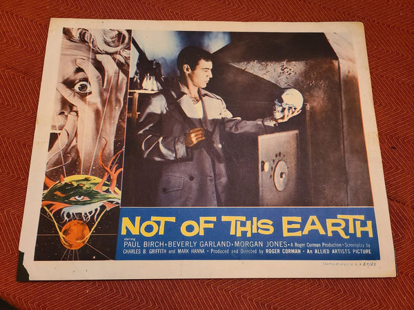 Not Of This Earth - Scifi/Horror