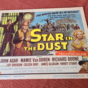 Star In The Dust - Western Lobby Cards