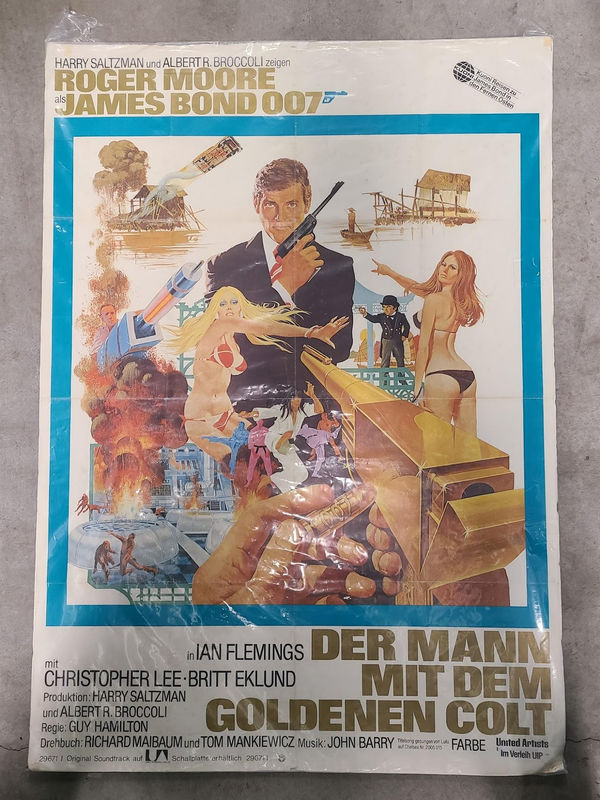 The Man With The Golden Gun - French