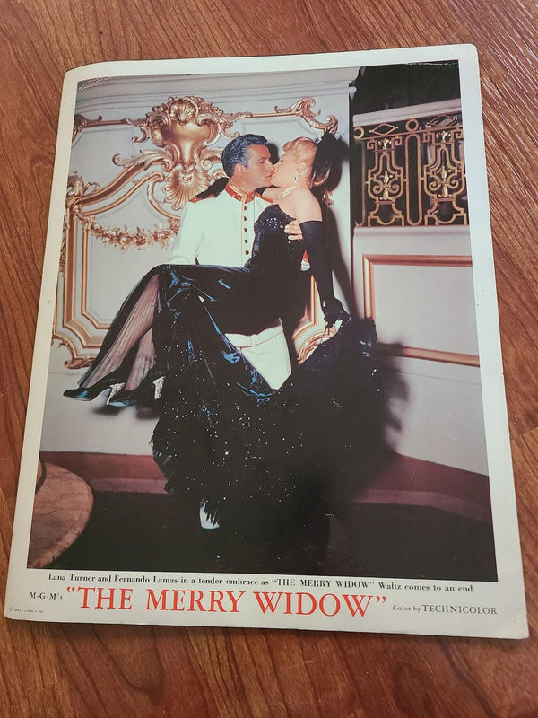 The Merry Widow - General Lobby Cards