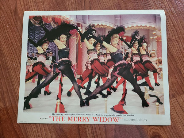 The Merry Widow - General Lobby Cards