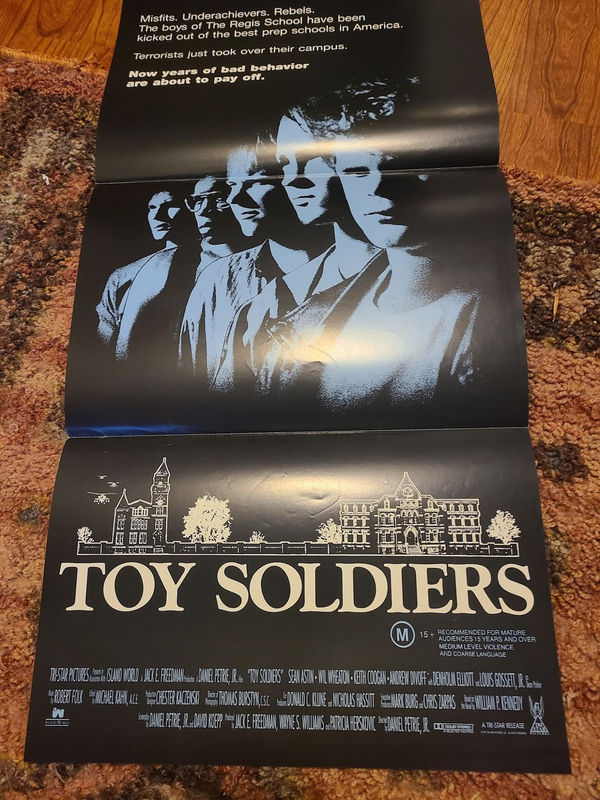 Toy Soldiers - Daybills