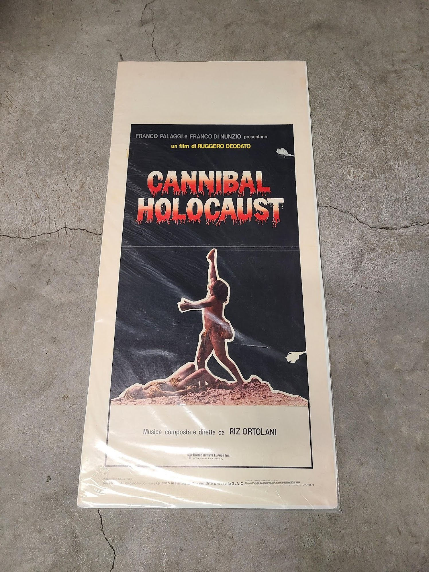 Cannibal Holocaust 1980 Locodina