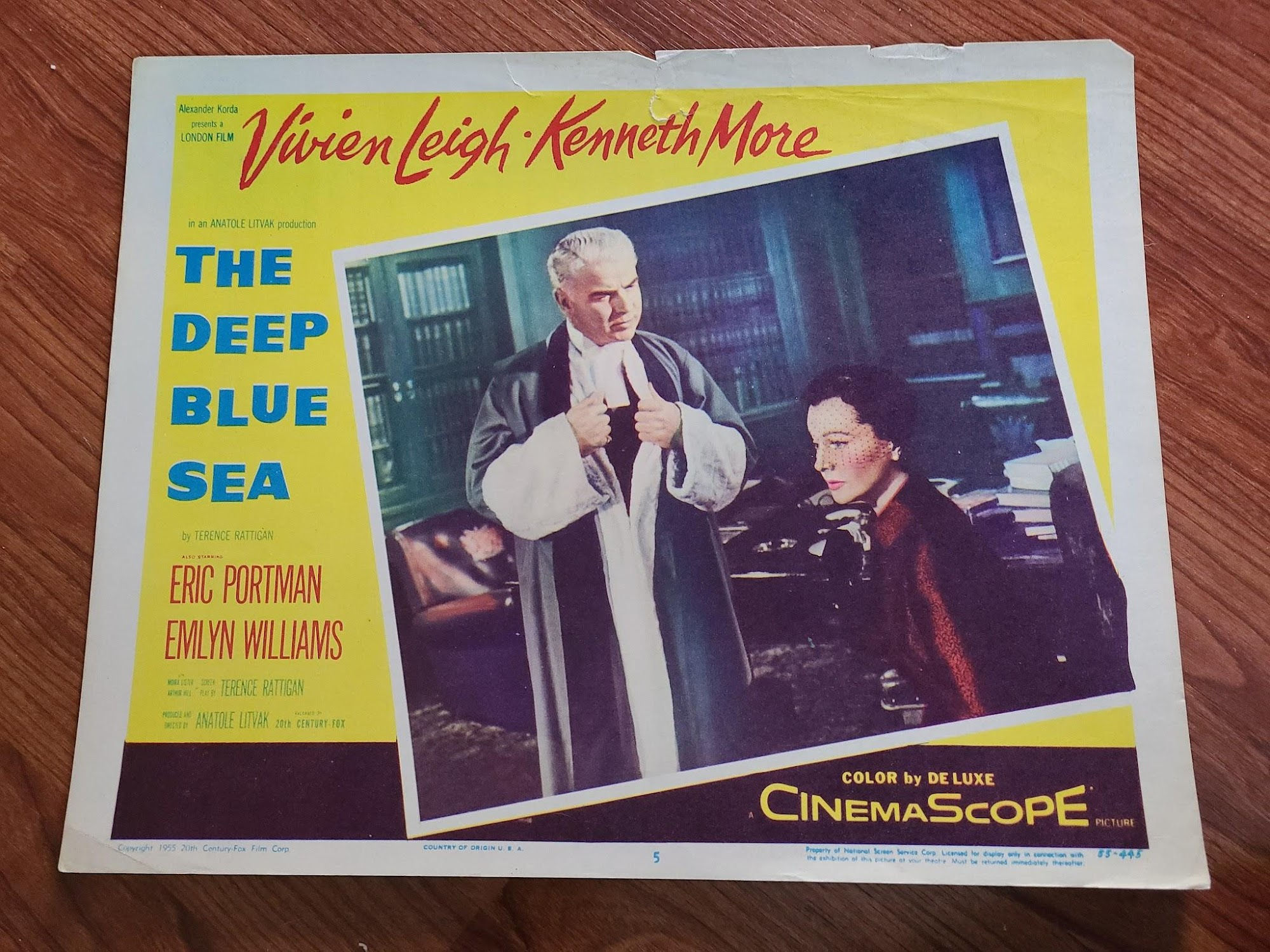 The Deep Blue Sea 1955 General Lobby Cards