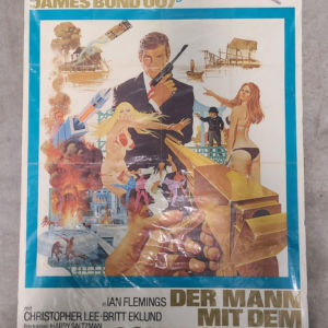 The Man With The Golden Gun 1974 French