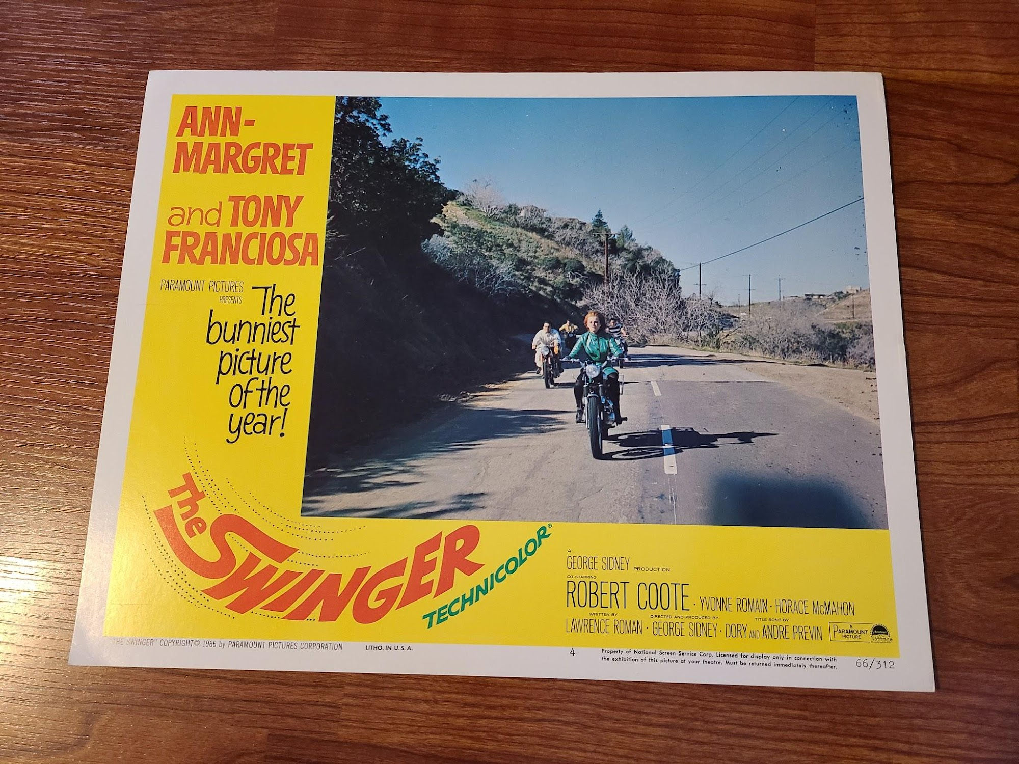 The Swinger 1966 General Lobby Cards