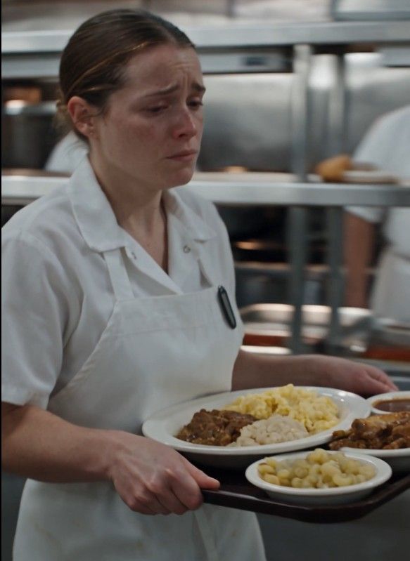 A Lieutenant Hit the Mess Hall Server—Then Fifty SEALs Stood Without a Word