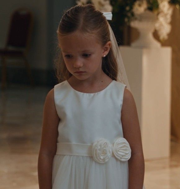<span class="tnbs-story-title-part-prefix">Part 1:</span> A Dirty Flower-Girl Shoe Couldn’t Explain What the Photographer Had Recorded