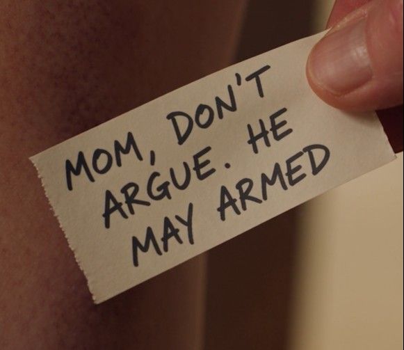 I Found My Daughter’s Warning Note While Her Boyfriend Sat at My Table