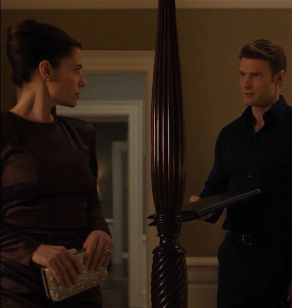 Lauren Mocked Her Marriage Until Daniel Opened the Folder She Never Expected