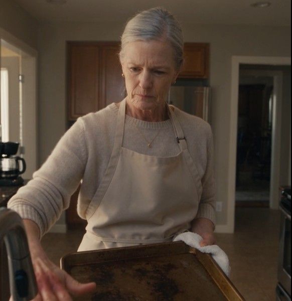 <span class="tnbs-story-title-part-prefix">Part 1:</span> Mother-in-Law Burned Her Hand. What Her Son Did Next Left Her Speechless